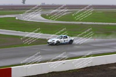 media/Jan-14-2023-CalClub SCCA (Sat) [[d2757389b8]]/Group 1/Qualifying (Front Straight)/